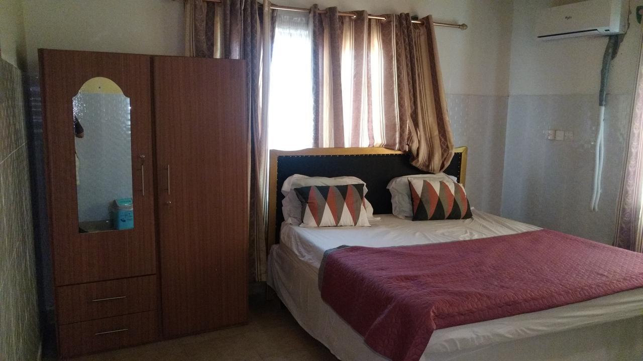 Nordik Palace Bed & Breakfast Tema Buitenkant foto