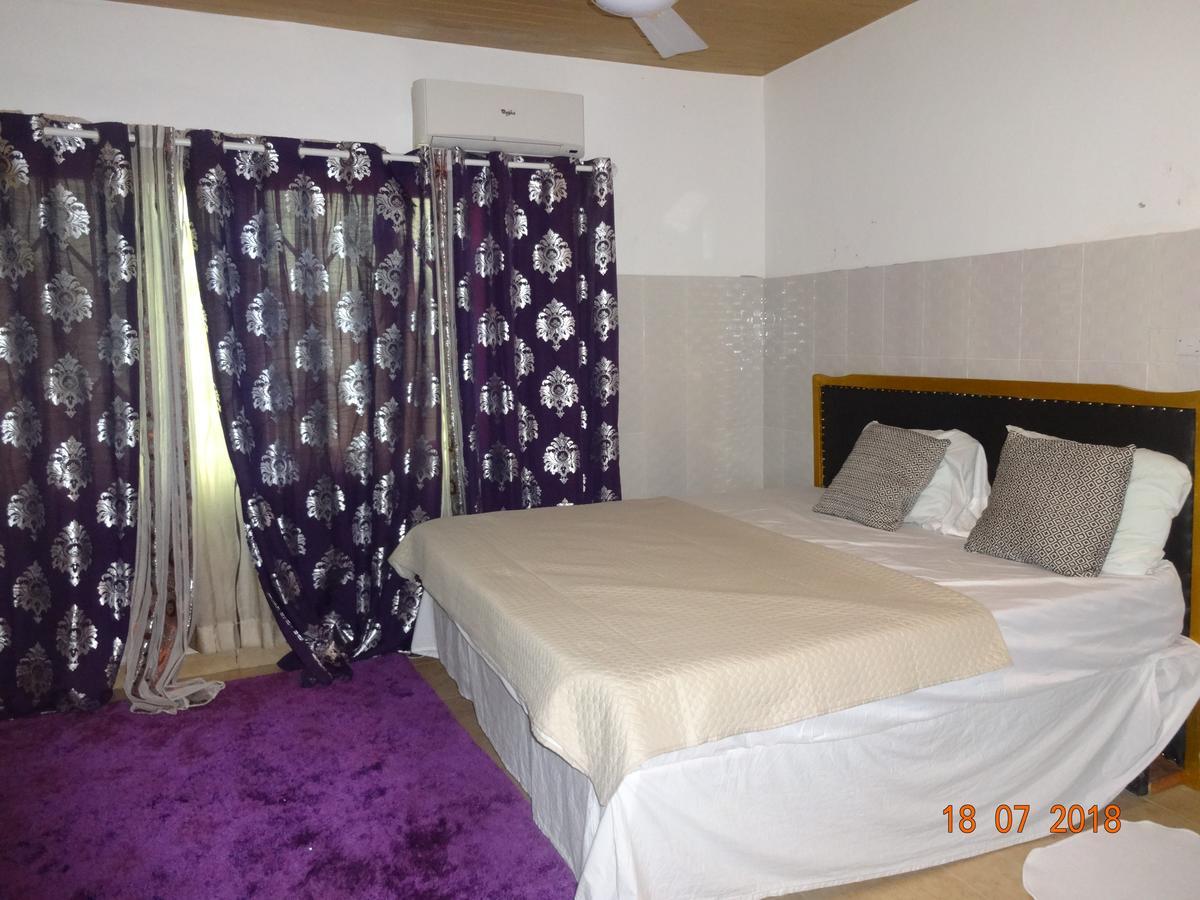 Nordik Palace Bed & Breakfast Tema Buitenkant foto